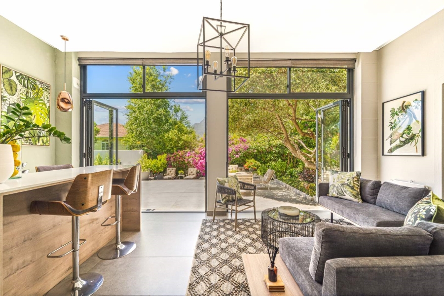 4 Bedroom Property for Sale in Tamboerskloof Western Cape